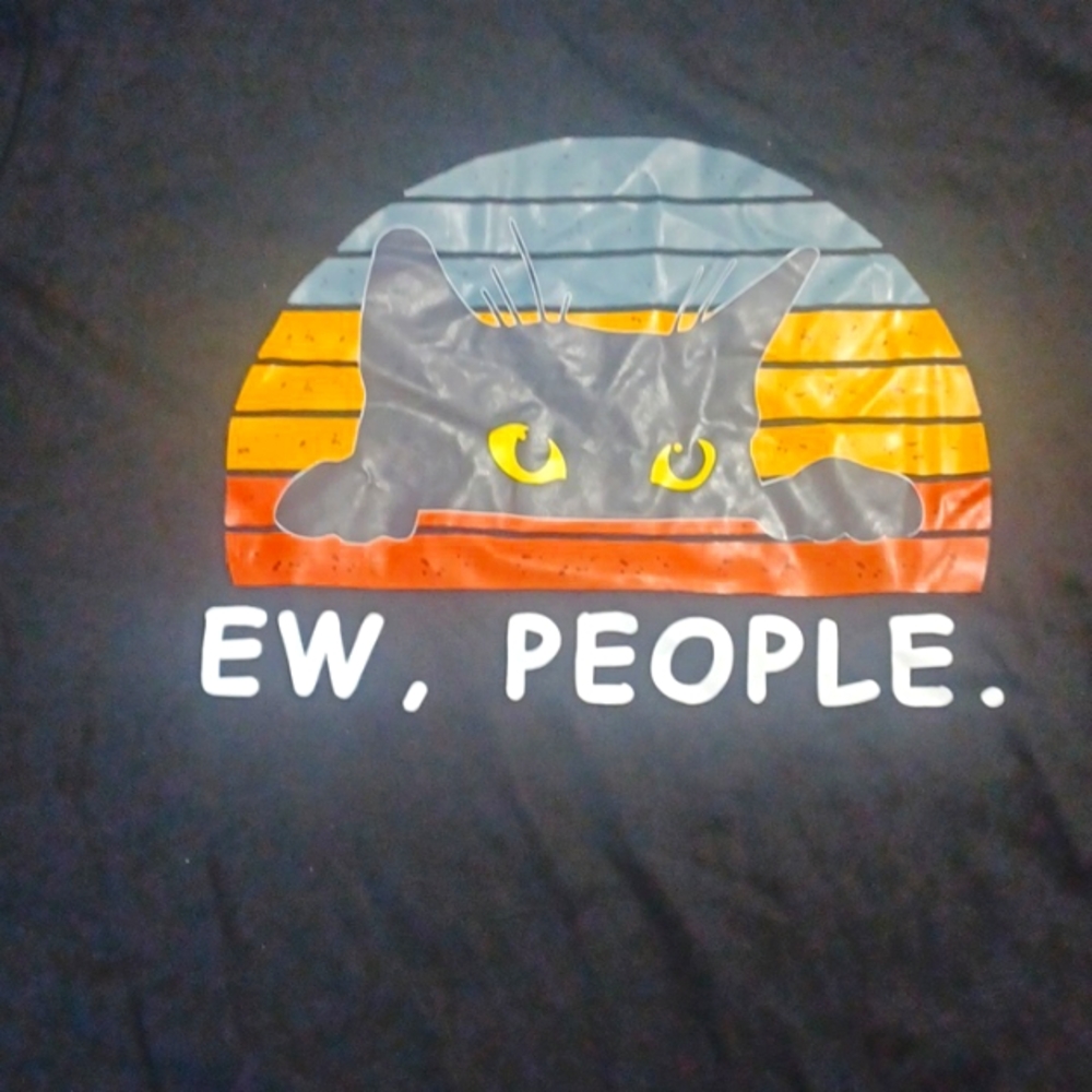 T-shirt - Picture 2 of 3